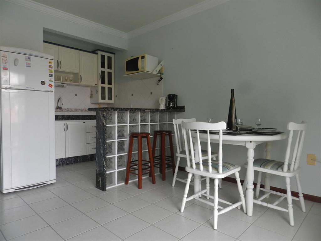 Residencial Jardim Palmeiras Bombinhas Exterior foto